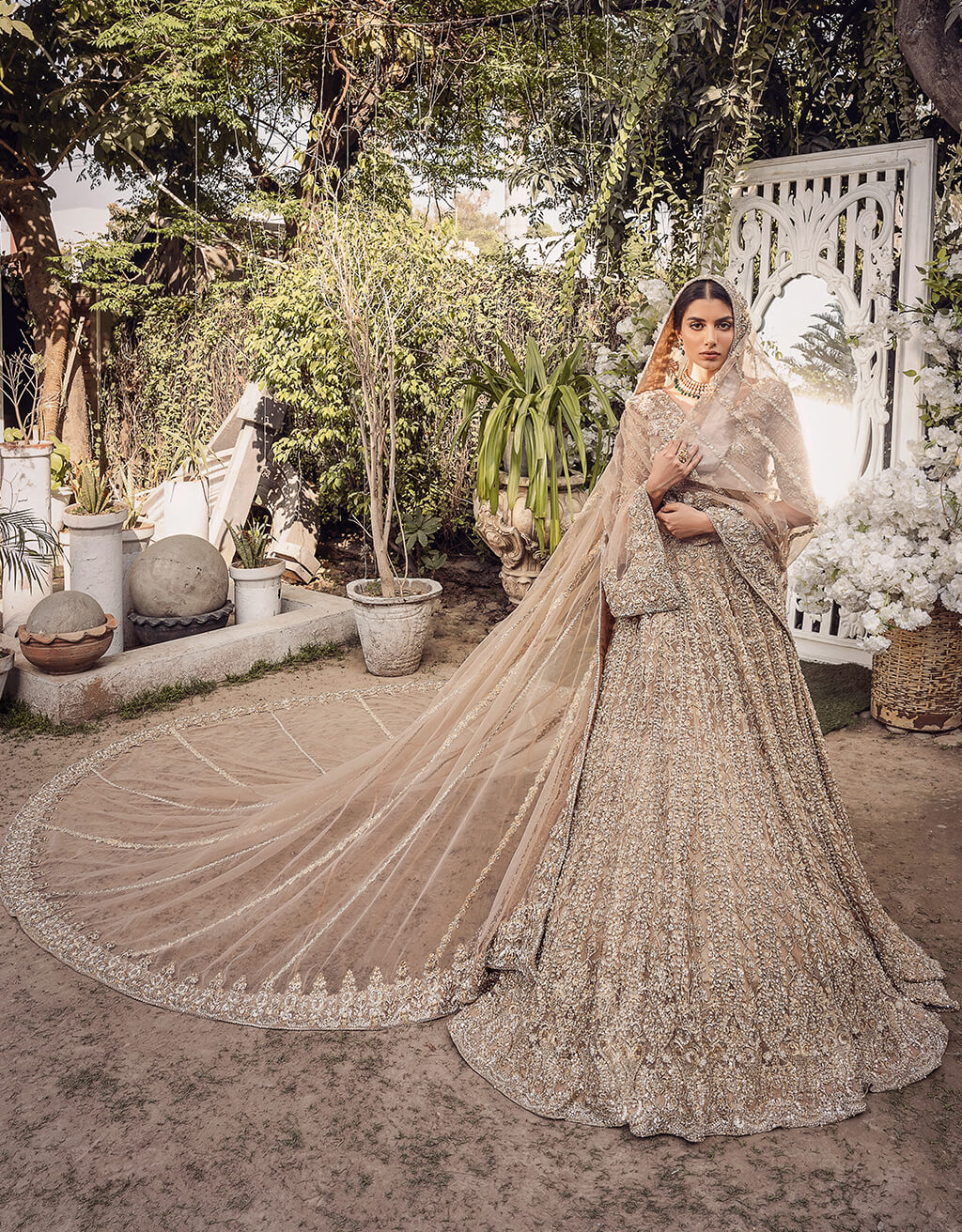 Gold Embroidered Net Lehenga Set (3-Piece) - Image 5