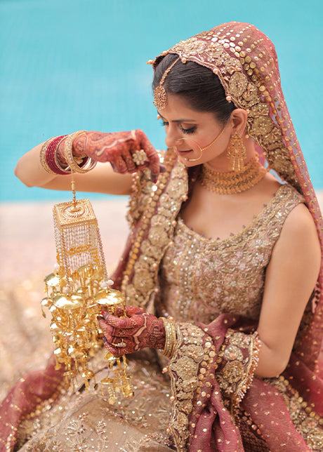 Antique Gold Embellished Net Organza Bridal Lehenga (3-Piece) - Image 11