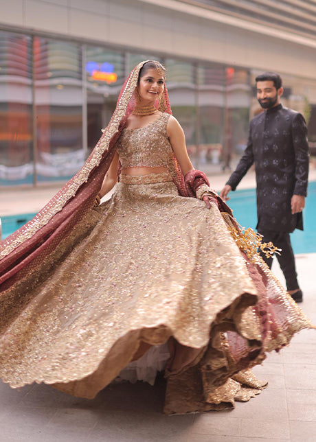 Antique Gold Embellished Net Organza Bridal Lehenga (3-Piece) - Image 13