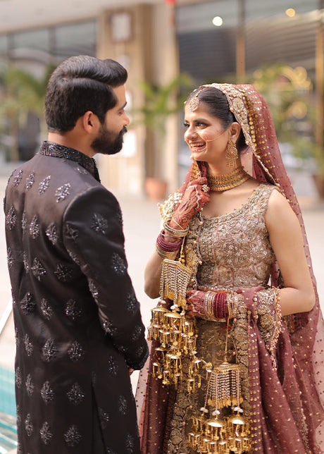 Antique Gold Embellished Net Organza Bridal Lehenga (3-Piece) - Image 14