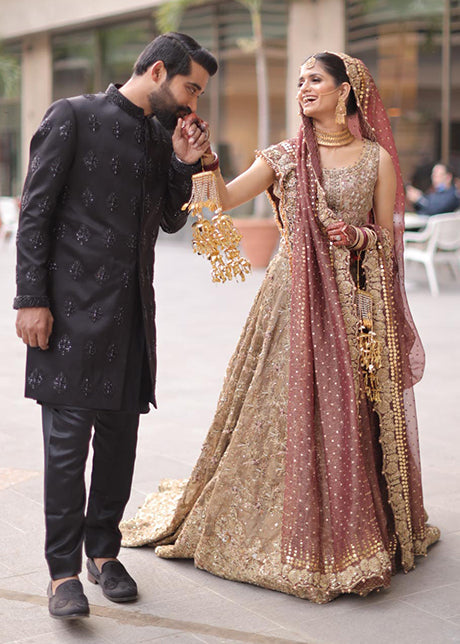 Antique Gold Embellished Net Organza Bridal Lehenga (3-Piece) - Image 17