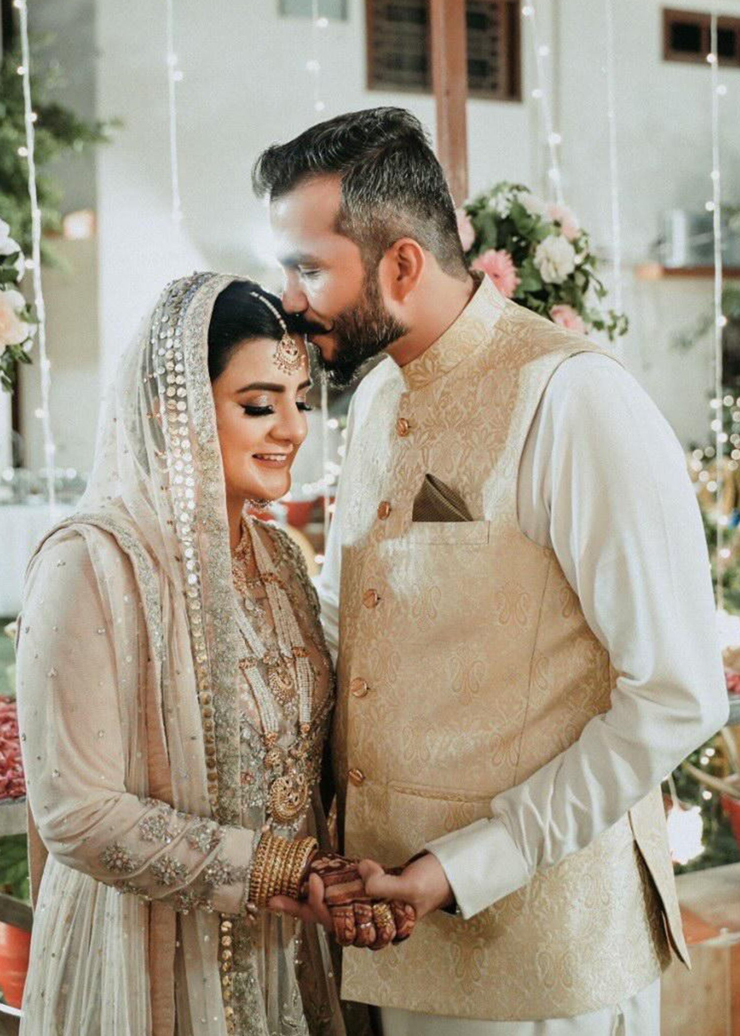 Champagne and Peach Embellished Net Bridal Lehenga (3-Piece) - Image 9