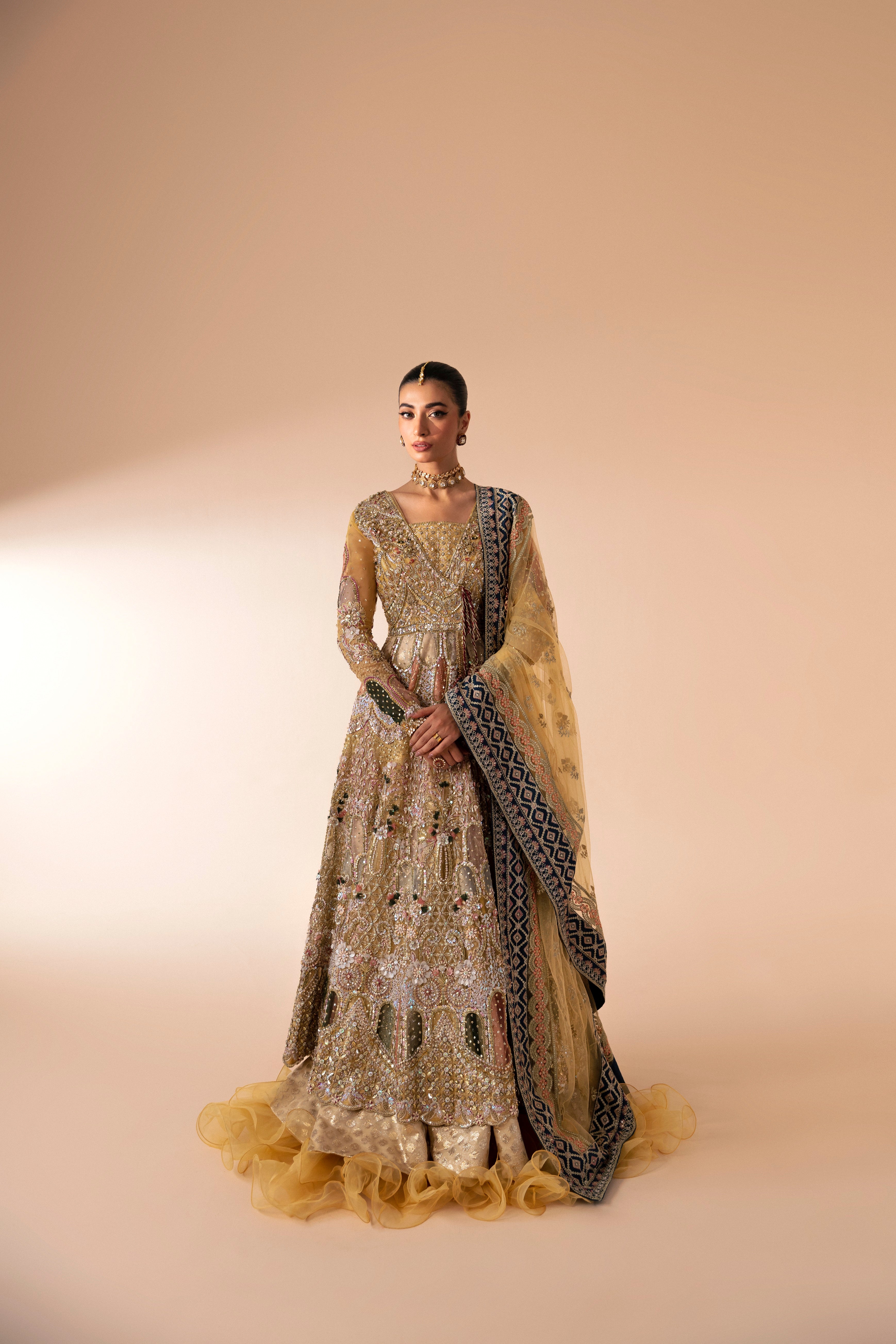 Pakistani Amber Hand-Embellished Net Lehenga (3-Piece) - Image 4