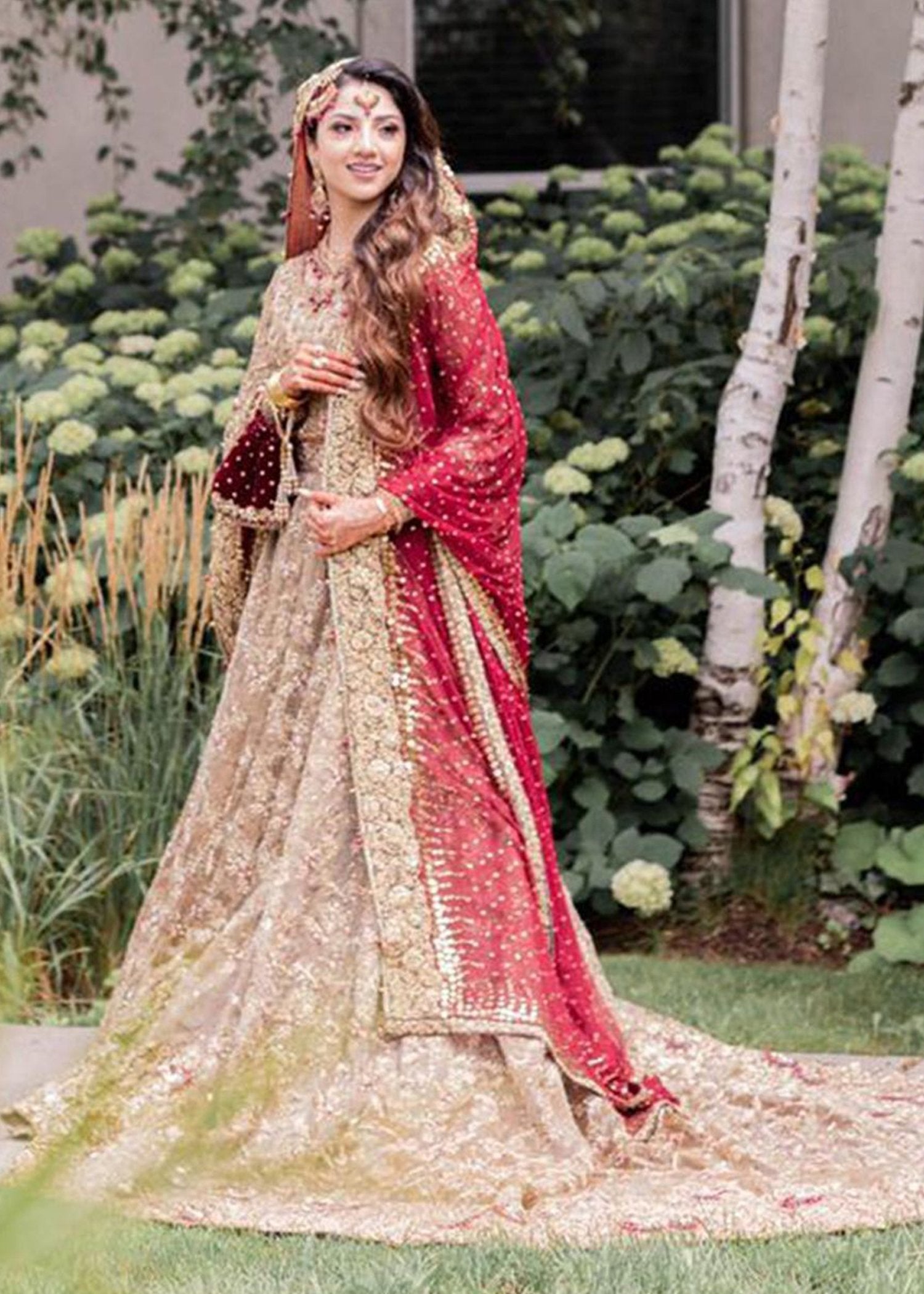 Antique Gold Embellished Net Bridal Lehenga (3-Piece) - Image 7