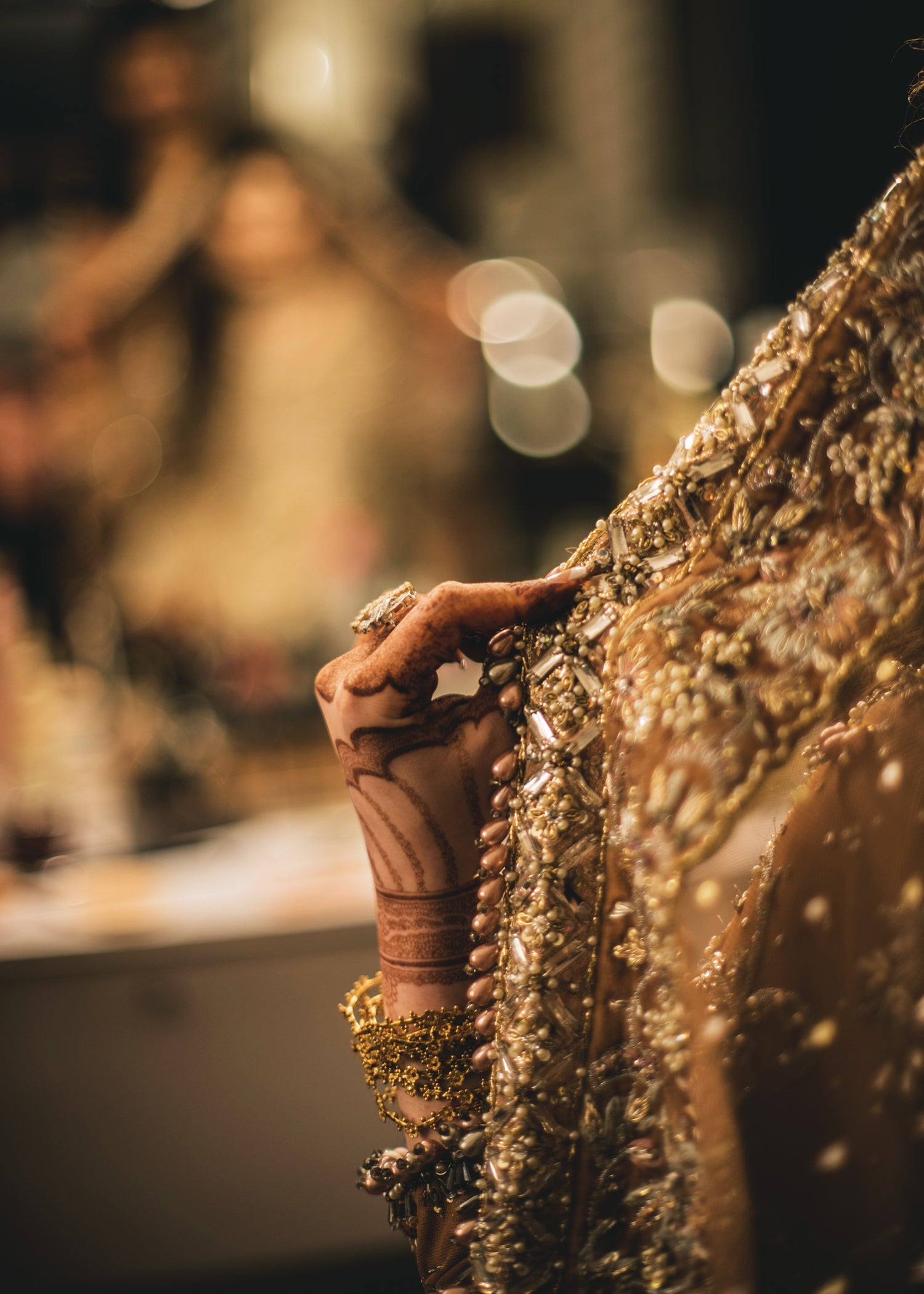 Pakistani Champagne Gold Embellished Net Bridal Lehenga (3-Piece) - Image 3