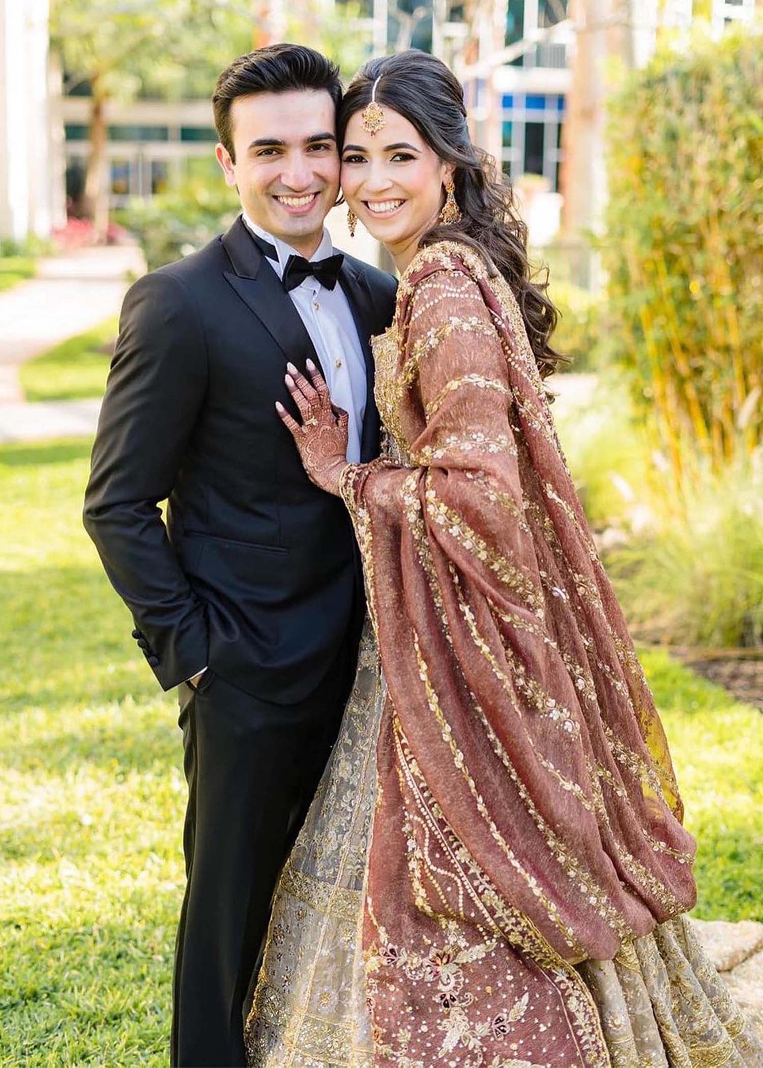 Pakistani Antique Gold Maroon Embroidered Net Bridal Lehenga (3-Piece) - Image 1