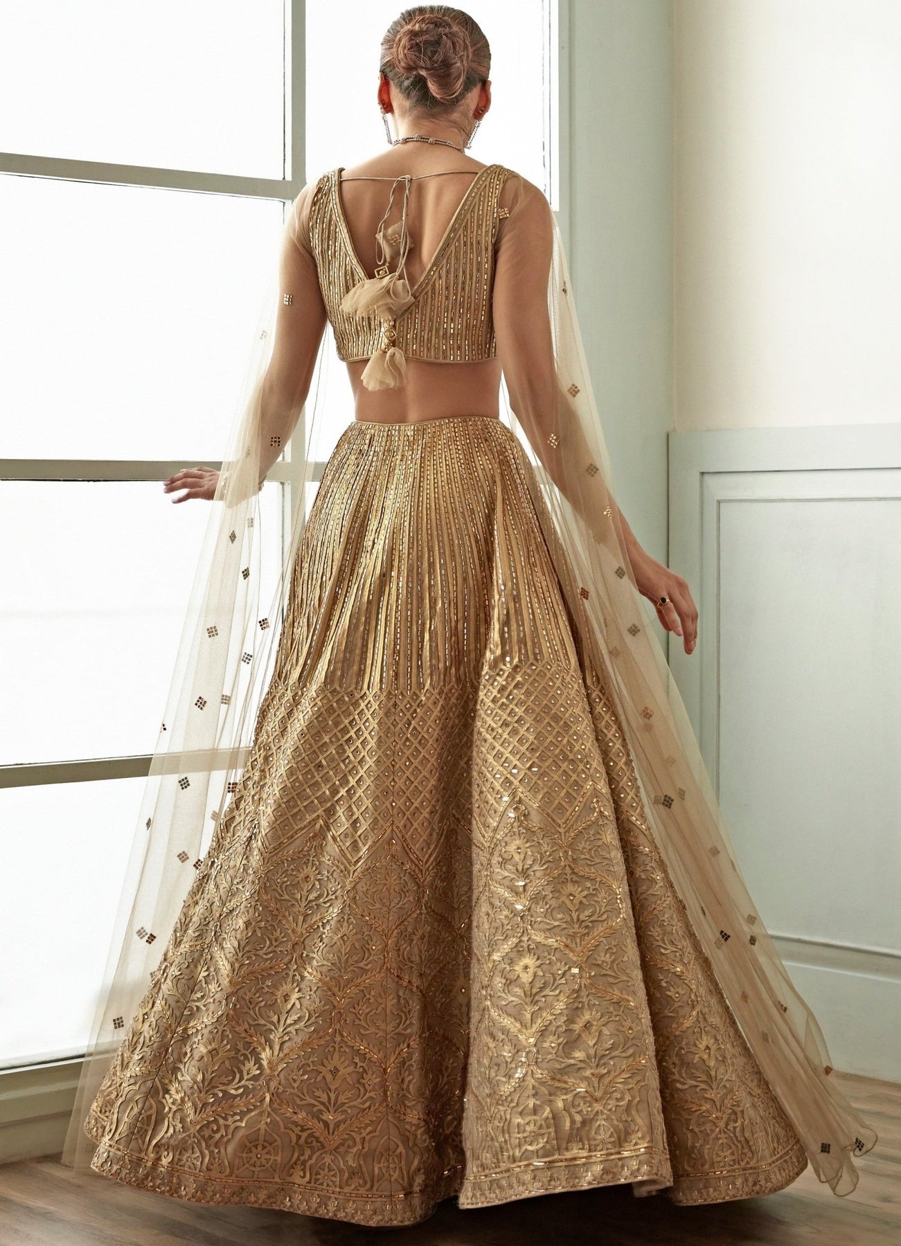 Beige Gold Embellished Organza Lehenga (3-Piece) - Image 4