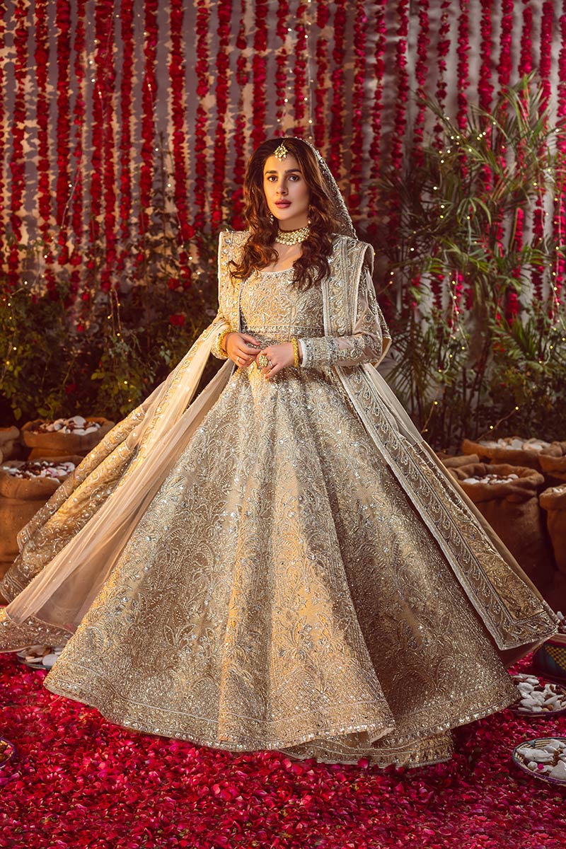 Pakistani Gold Embellished Organza Anarkali Lehenga (3-Piece) - Image 9