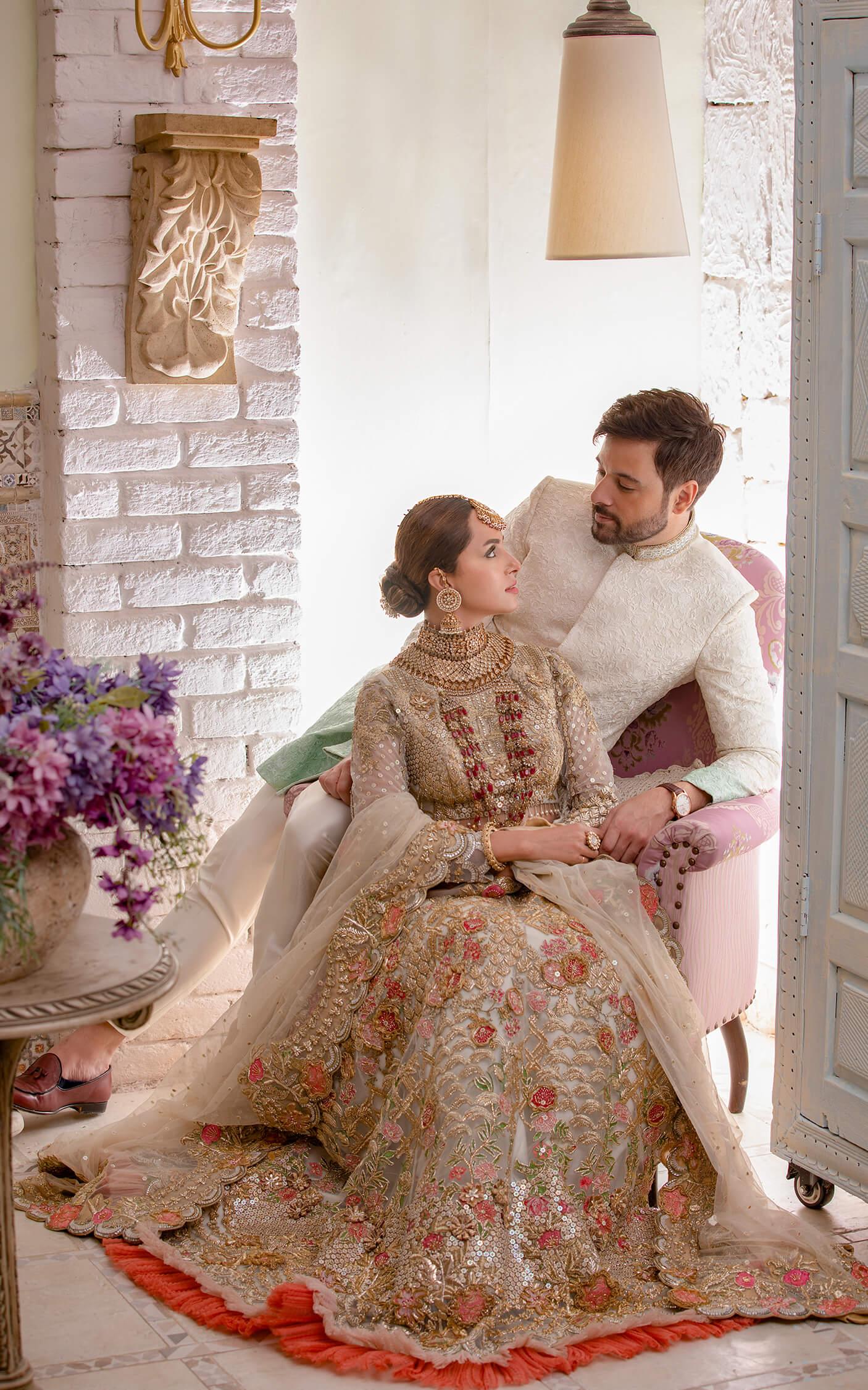 Champagne Gold Embroidered Organza Bridal Lehenga (3-Piece) - Image 3