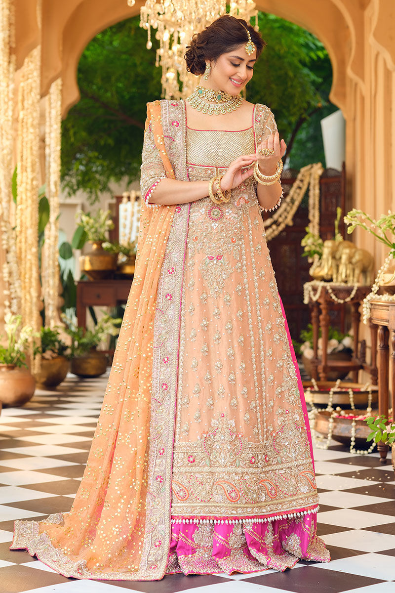 Pakistani Gold Embroidered Tissue Bridal Lehenga (3-Piece) - Image 3