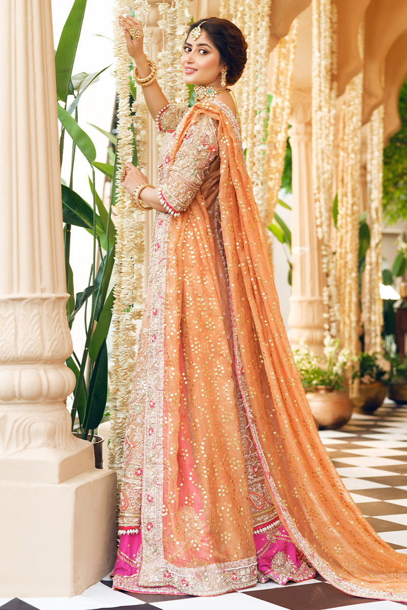 Pakistani Gold Embroidered Tissue Bridal Lehenga (3-Piece) - Image 7
