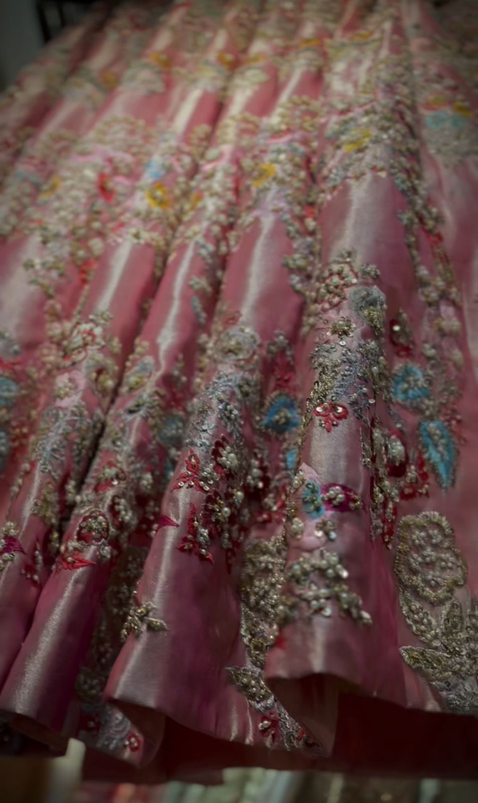 Pakistani Rose Gold Embellished Silk-Blend Lehenga (2-Piece) - Image 3