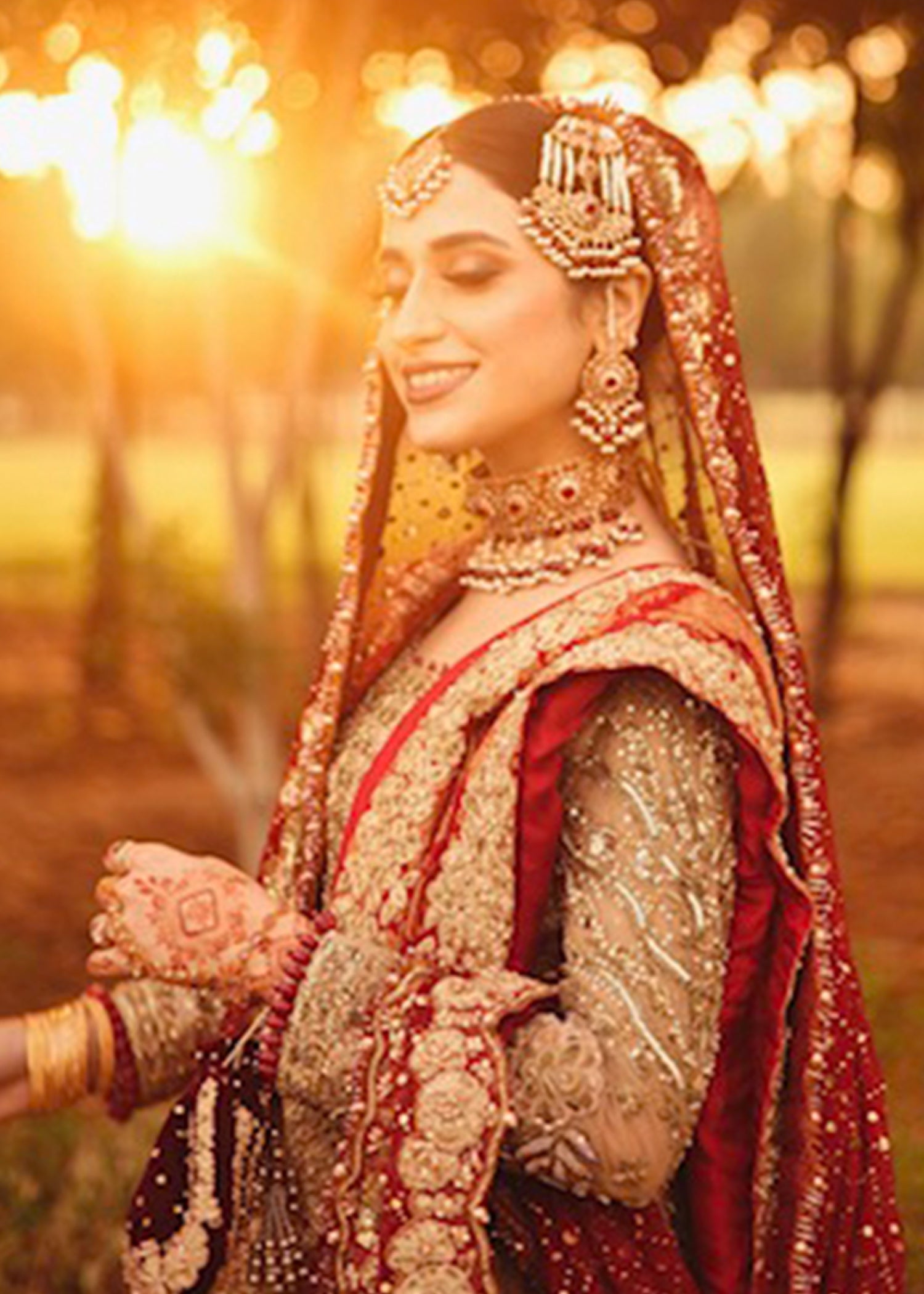 Champagne & Deep Red Embellished Silk-Blend Bridal Lehenga (3-Piece) - Image 5