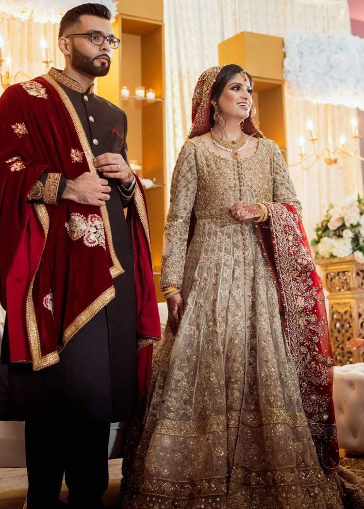 Antique Gold Zardozi Silk-Blend Bridal Lehenga (3-Piece) - Image 4