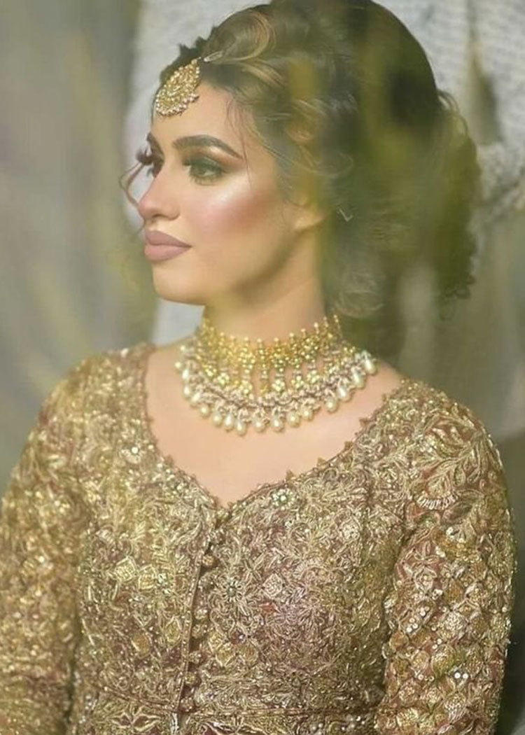 Pakistani Antique Gold Maroon Embroidered Silk Bridal Lehenga (3-Piece) - Image 5