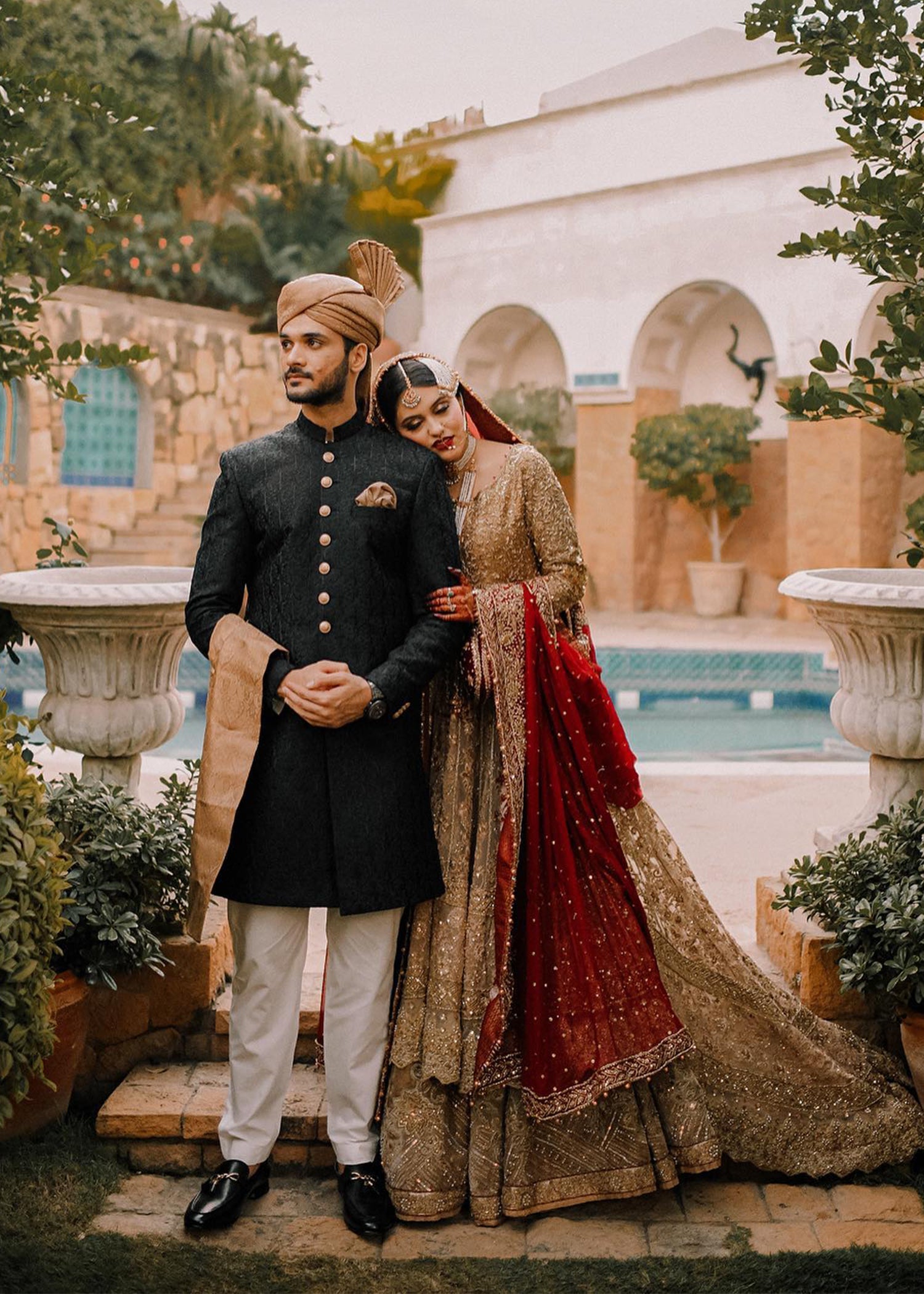 Antique Gold Embellished Tissue Silk Bridal Lehenga (3-Piece) - Image 3