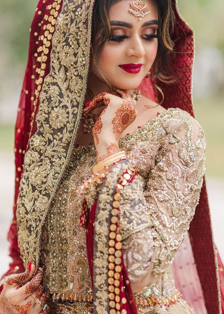 Pakistani Antique Gold Embellished Net Silk Bridal Lehenga (3-Piece) - Image 4