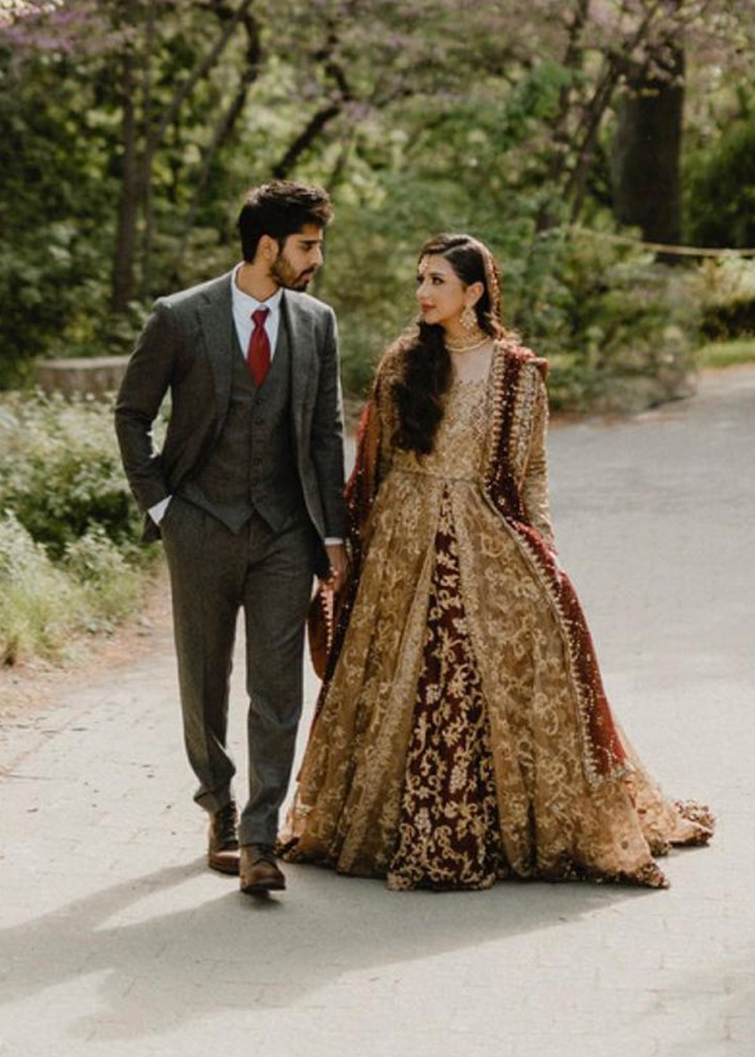 Pakistani Antique Gold & Maroon Embroidered Net Silk Lehenga (3-Piece) - Image 2