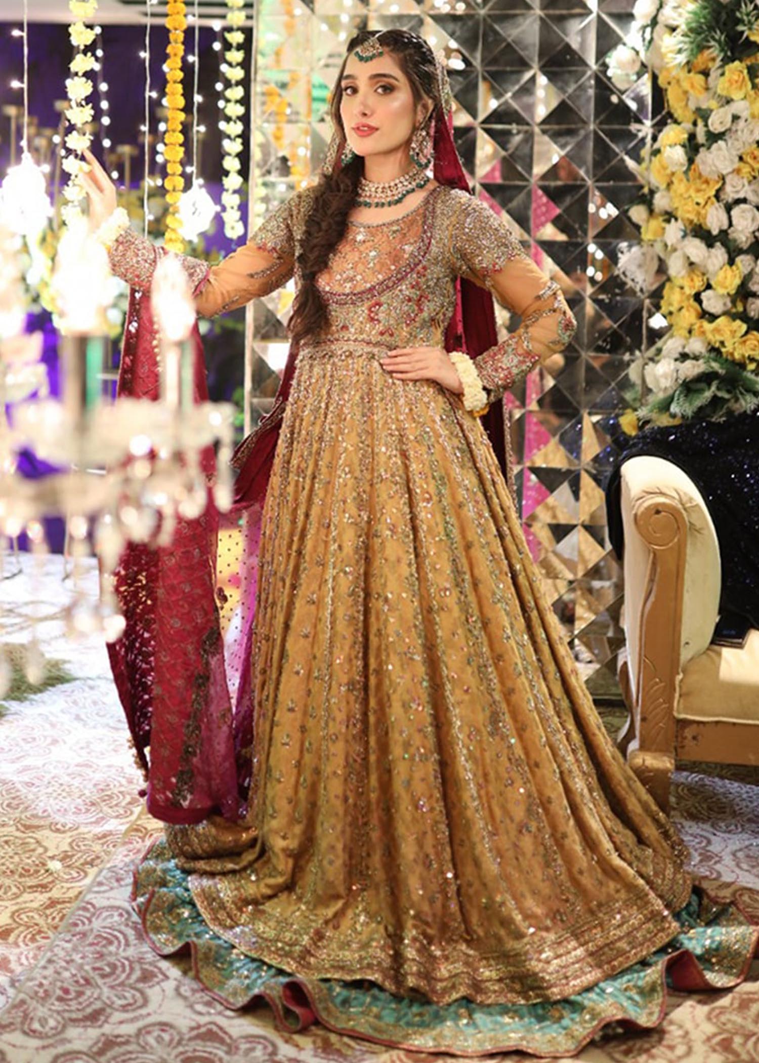 Pakistani Antique Gold Embellished Silk-Blend Bridal Lehenga (3-Piece) - Image 2