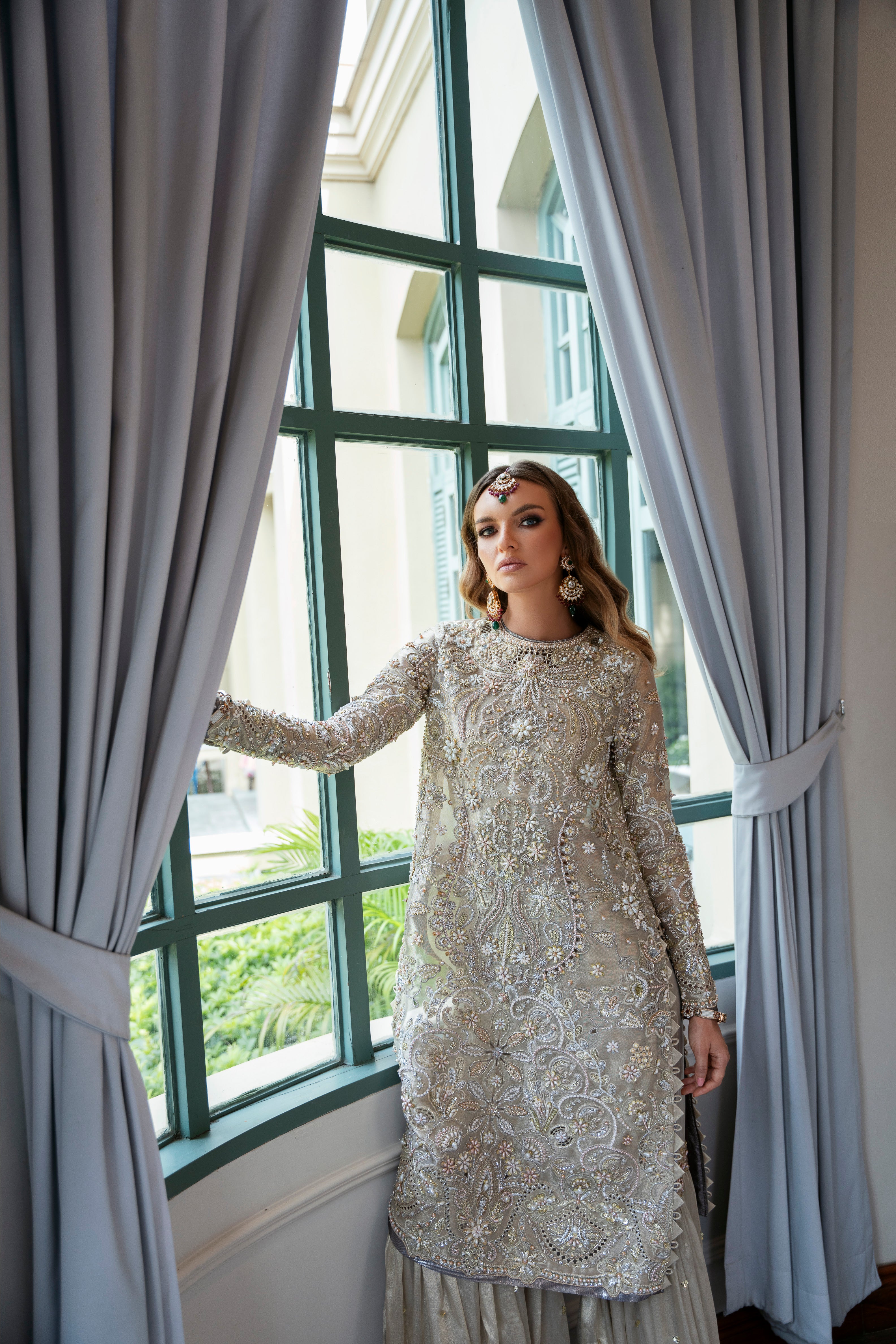 Champagne Gold Beaded Tissue & Net Lehenga (3-Piece) - Image 3