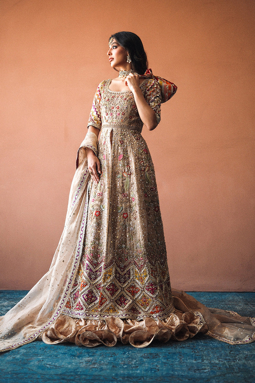Pakistani Copper Embroidered Tissue Brocade Peshwas & Lehnga (3-Piece) - Image 3
