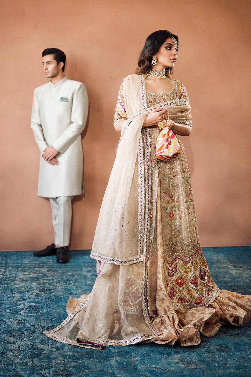 Pakistani Copper Embroidered Tissue Brocade Peshwas & Lehnga (3-Piece) - Image 6