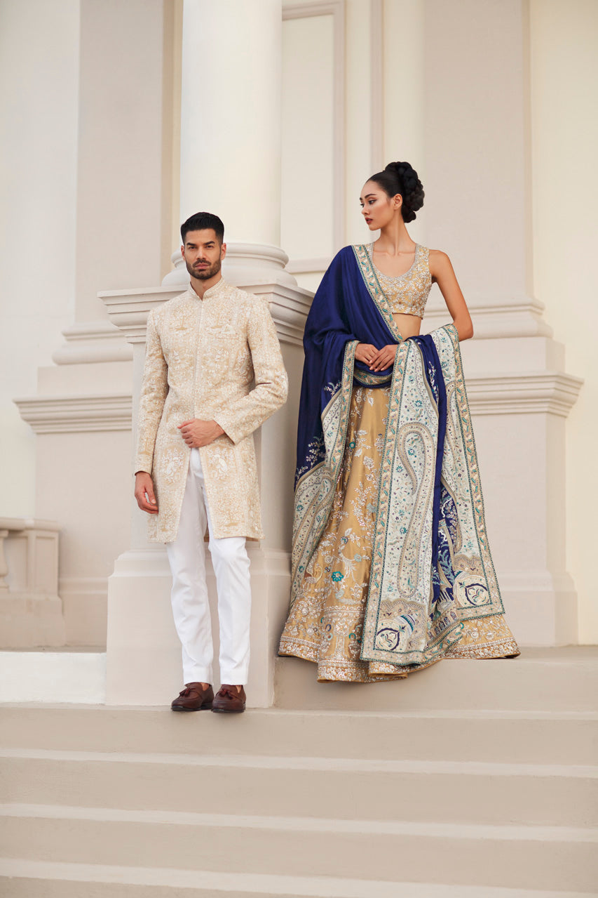 Pakistani Gold Hath Aari Resham Tissue Lehenga (3-Piece) - Image 5