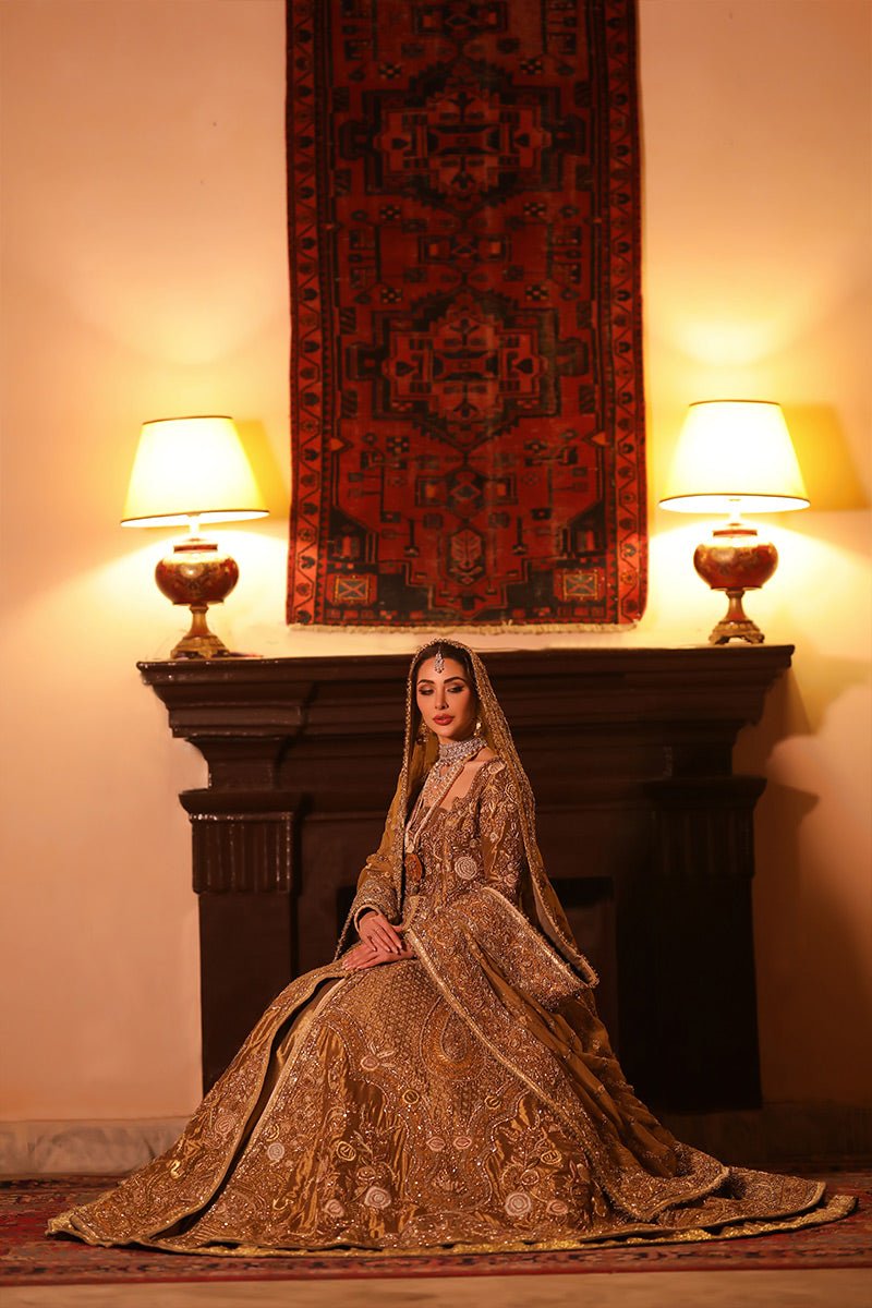 Antique Gold Zari Zardozi Tissue Lehenga (3-Piece) - Image 8