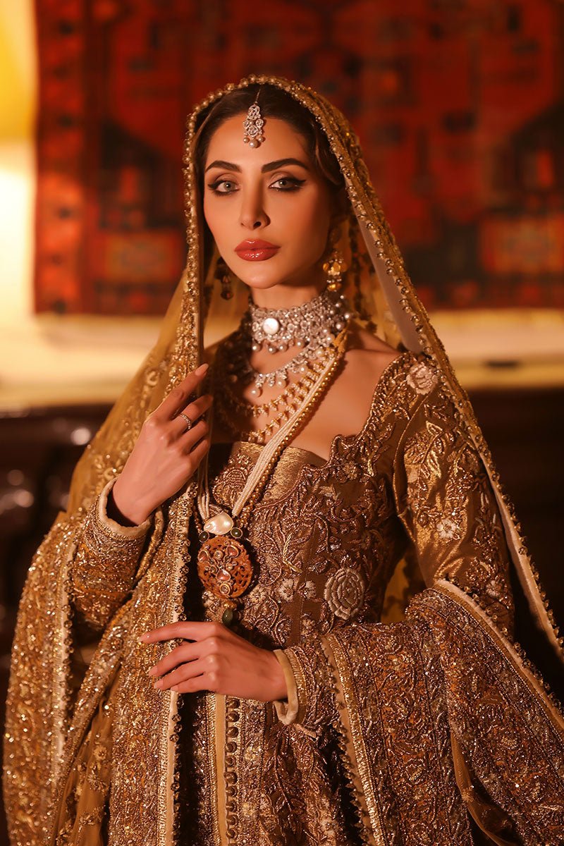 Pakistani Antique Gold Zari Zardozi Tissue Lehenga (3-Piece) - Image 4