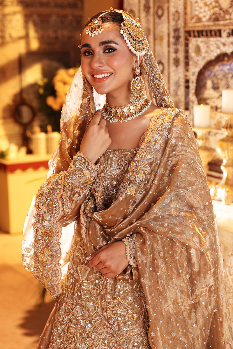 Pakistani Gold Hand-Worked Tissue Bridal Lehenga (3-Piece) - Image 3