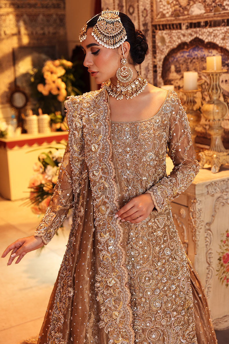 Pakistani Gold Hand-Worked Tissue Bridal Lehenga (3-Piece) - Image 4