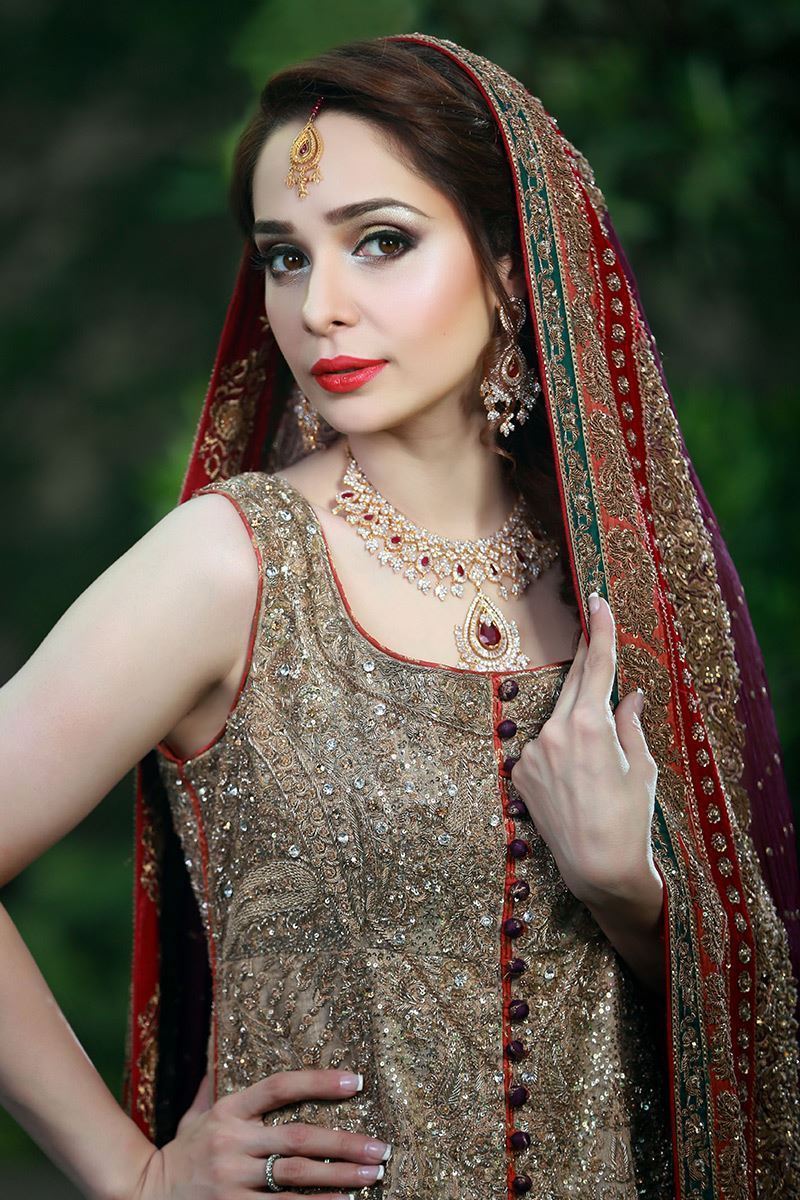 Gold Zardozi Tissue Bridal Lehenga (3-Piece) - Image 6