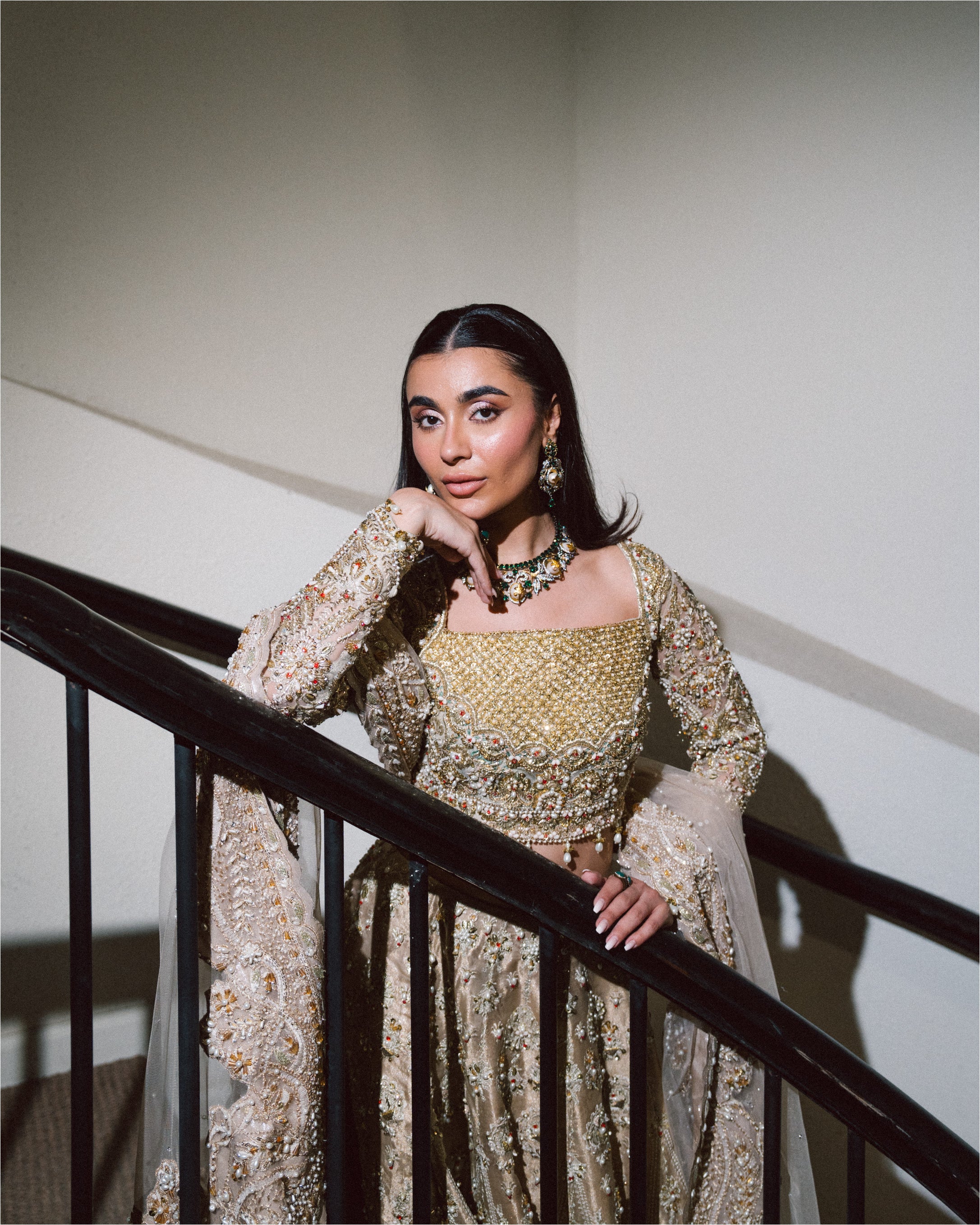 Pakistani Gold Zardozi Tissue Lehenga Choli (3-Piece) - Image 3