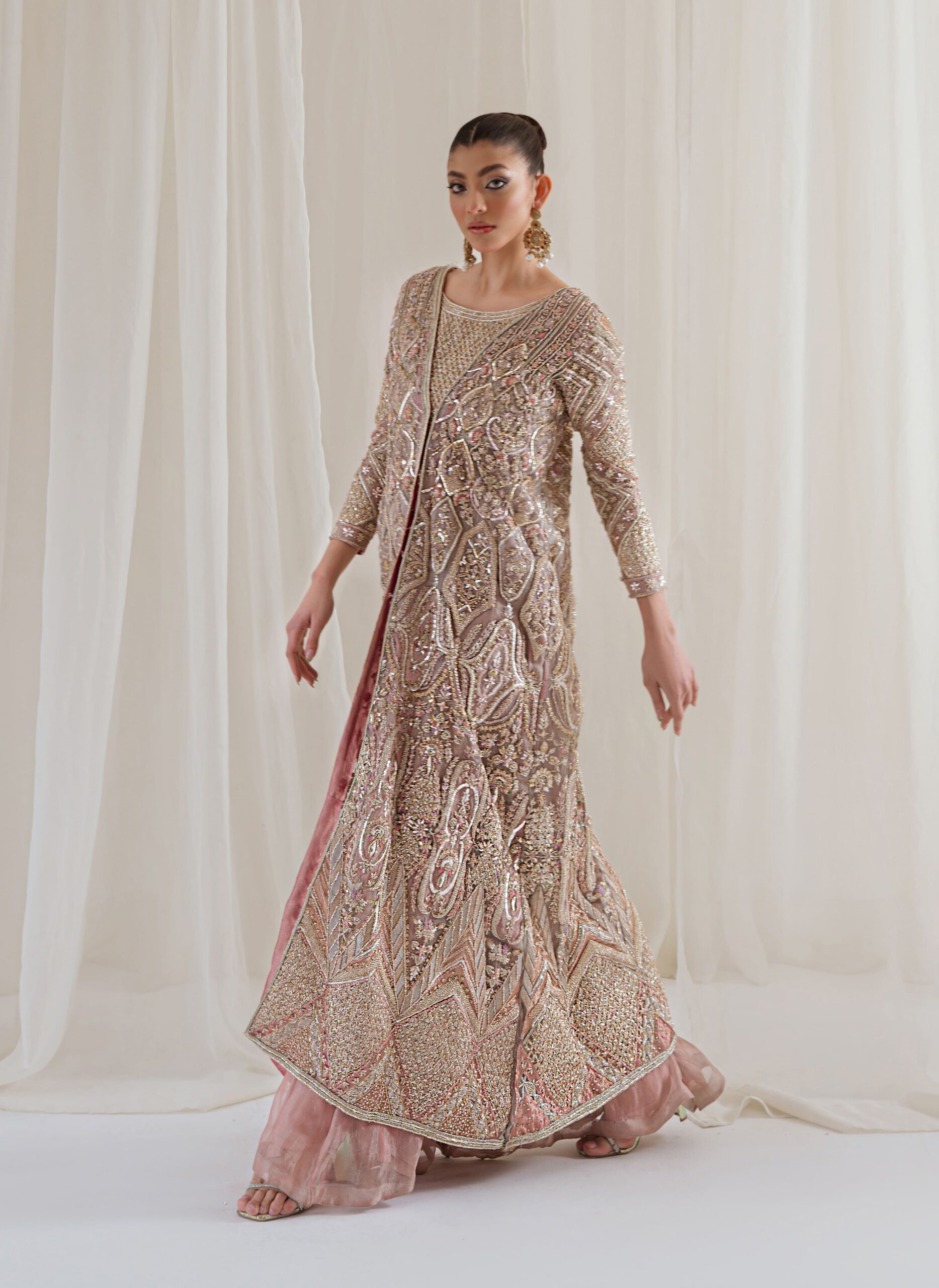 Rose Gold Zardozi Tissue Lehenga Jacket (3-Piece) - Image 5