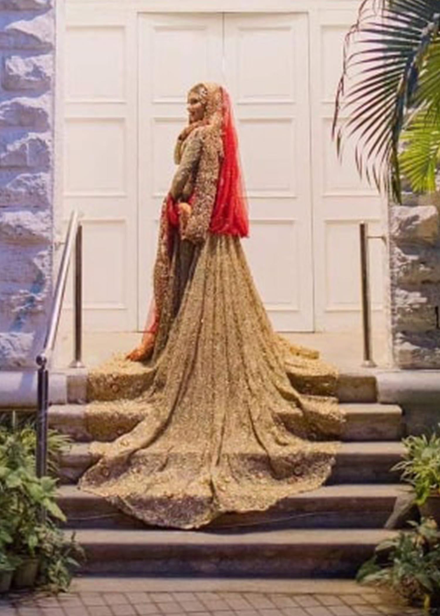 Antique Gold Zardozi Tissue Bridal Lehenga (3-Piece) - Image 3