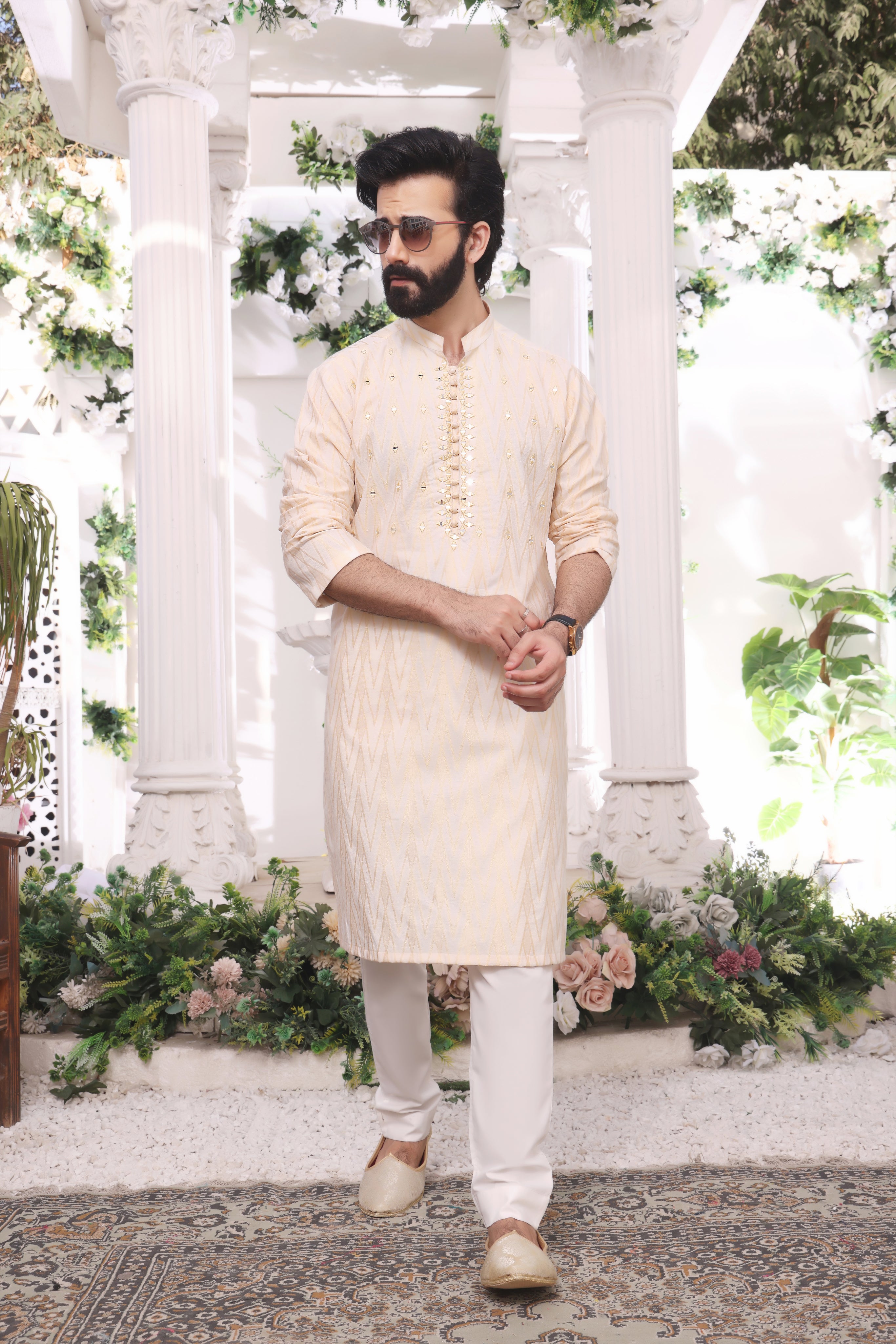 Gold Mirror-Embroidered Cotton Silk Kurta Pajama (2-Piece) - Image 2