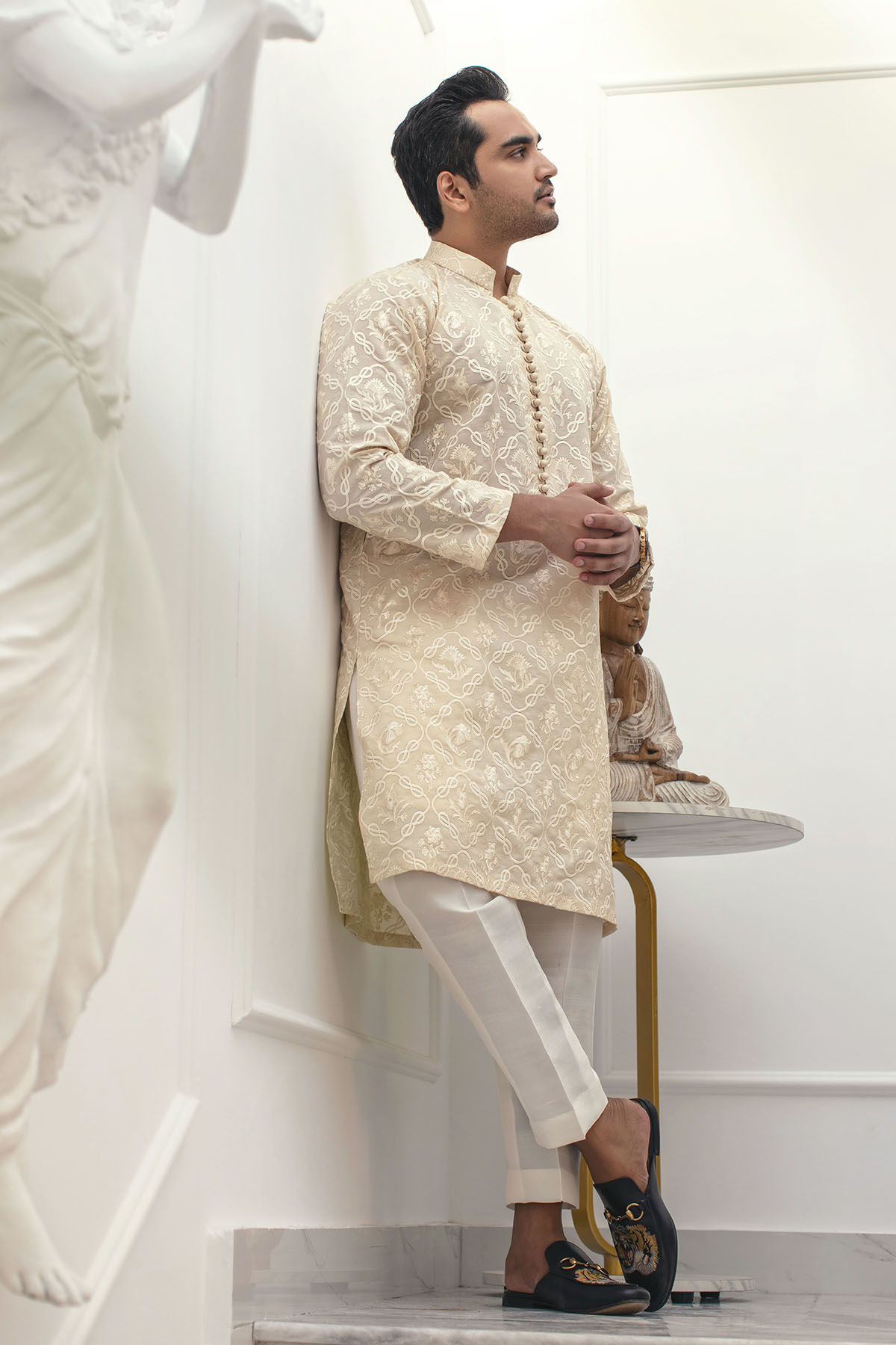 Pastel Butterscotch Embroidered Ox Silk Kurta (2-Piece) - Image 1