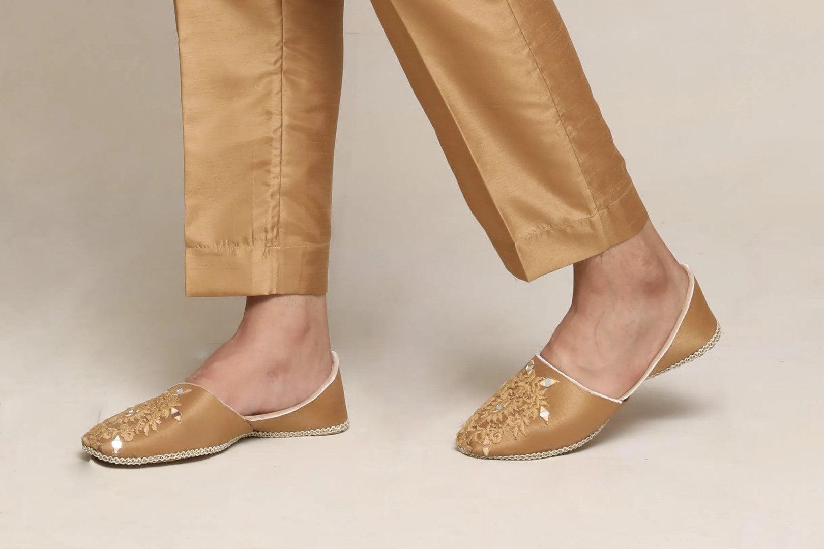 Golden Shisha-Embroidered Silk Kurta Pajama (2-Piece) - Image 3