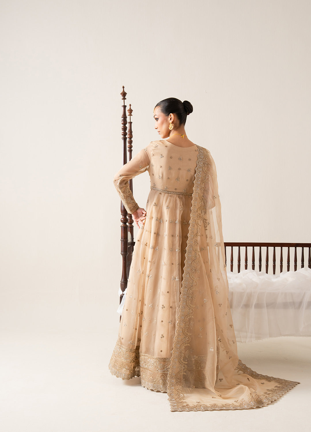 Pakistani Metallic Gold Embroidered Chiffon Organza Pishwas (3-Piece) - Image 3