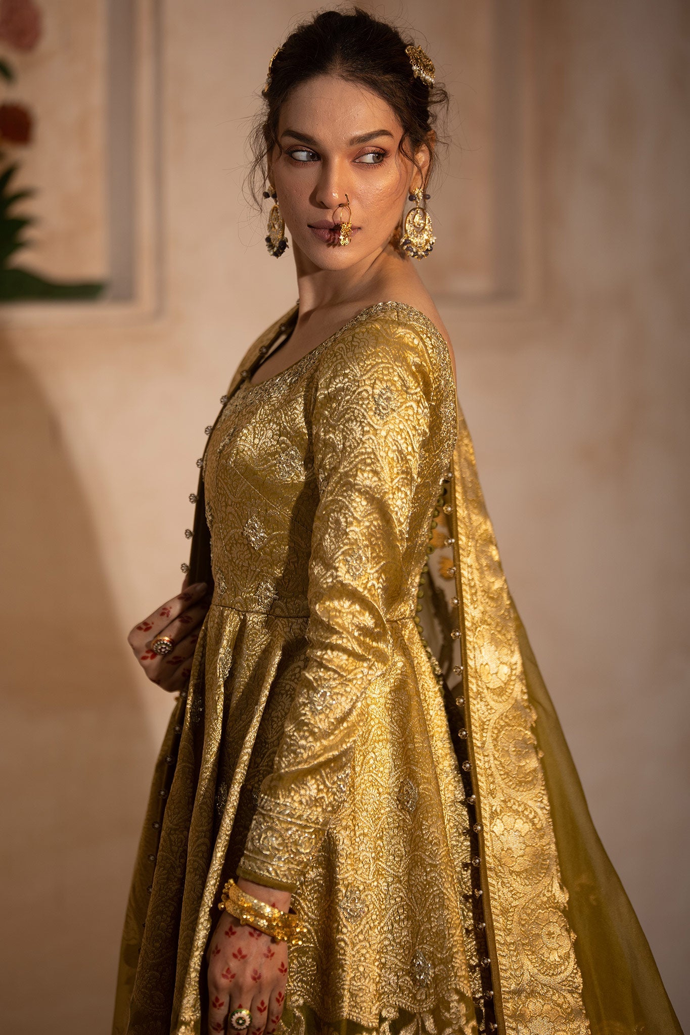 Pakistani Gold Zardozi Jacquard Pishwas Dress (3-Piece) - Image 5