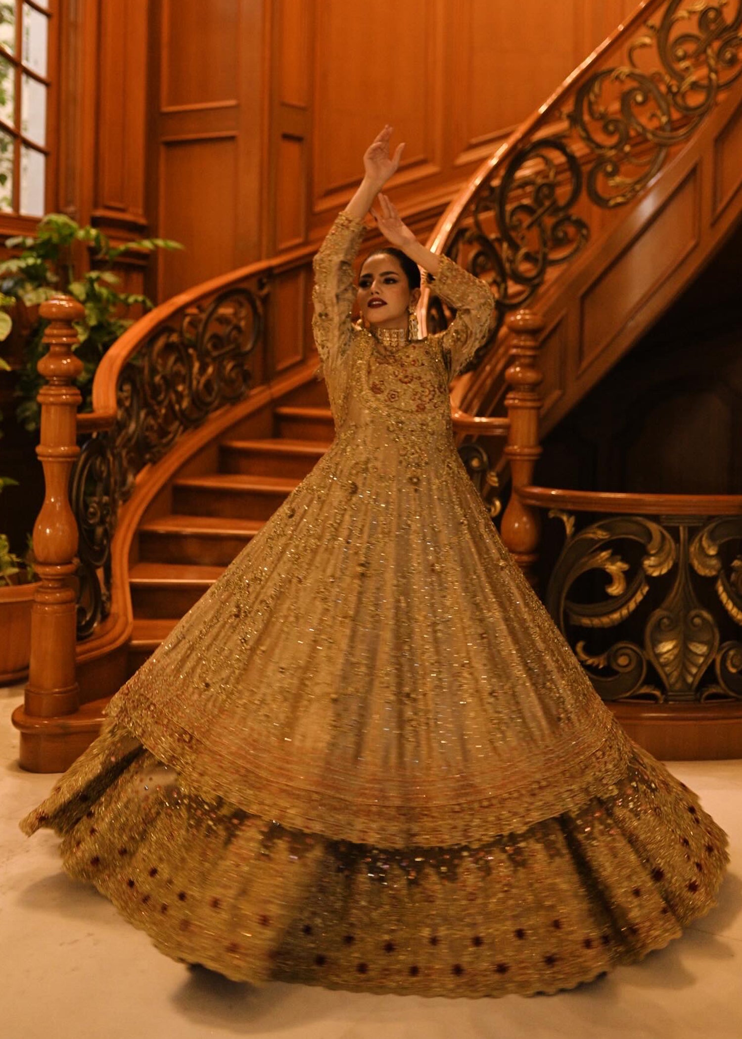 Antique Gold Maroon Embellished Silk-Blend Pishwas (2-Piece) - Image 4