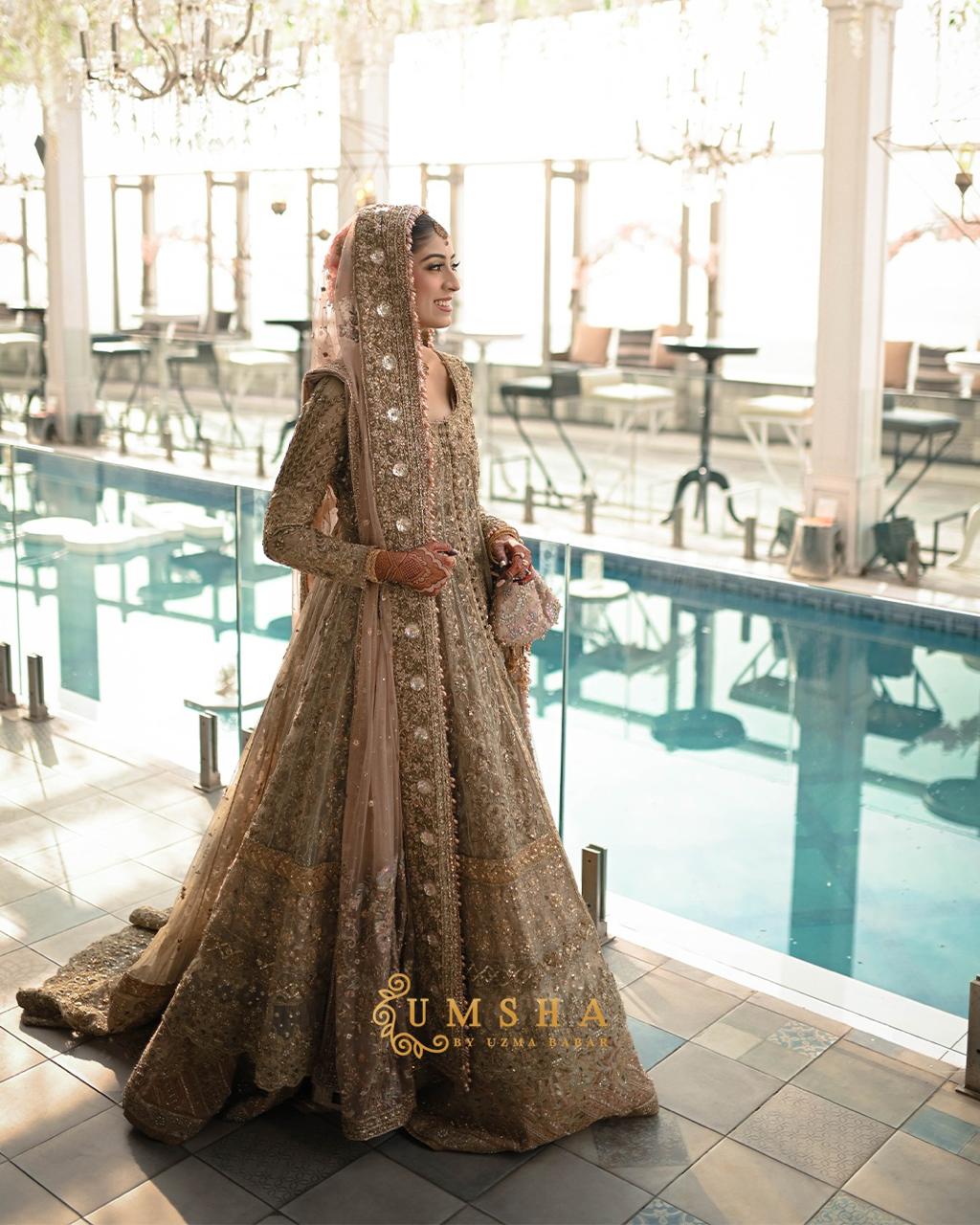 Pakistani Antique Gold Embellished Silk-Blend Pishwas (2-Piece) - Image 8