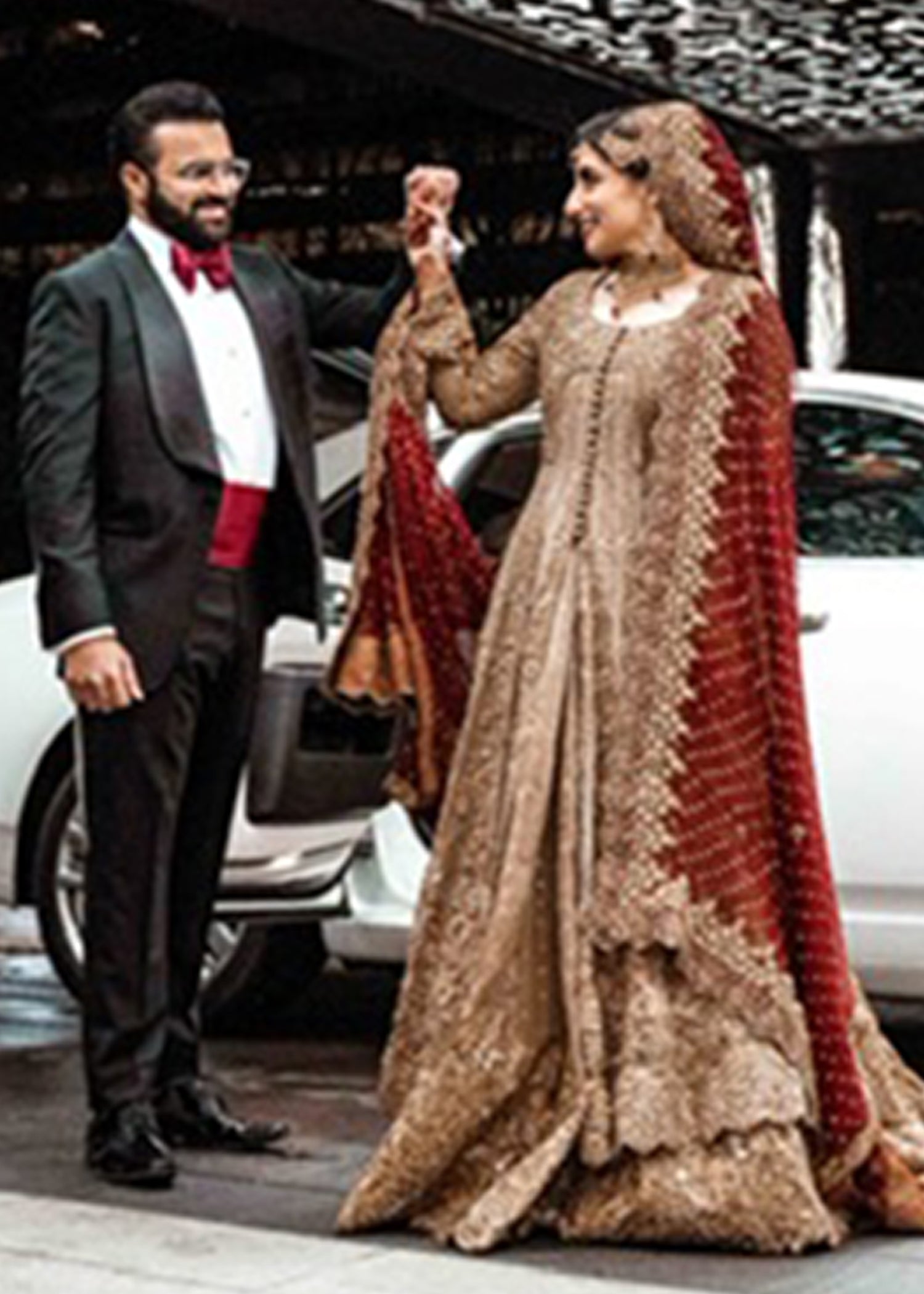 Antique Gold Zardozi Silk Blend Pishwas (2-Piece) - Image 12