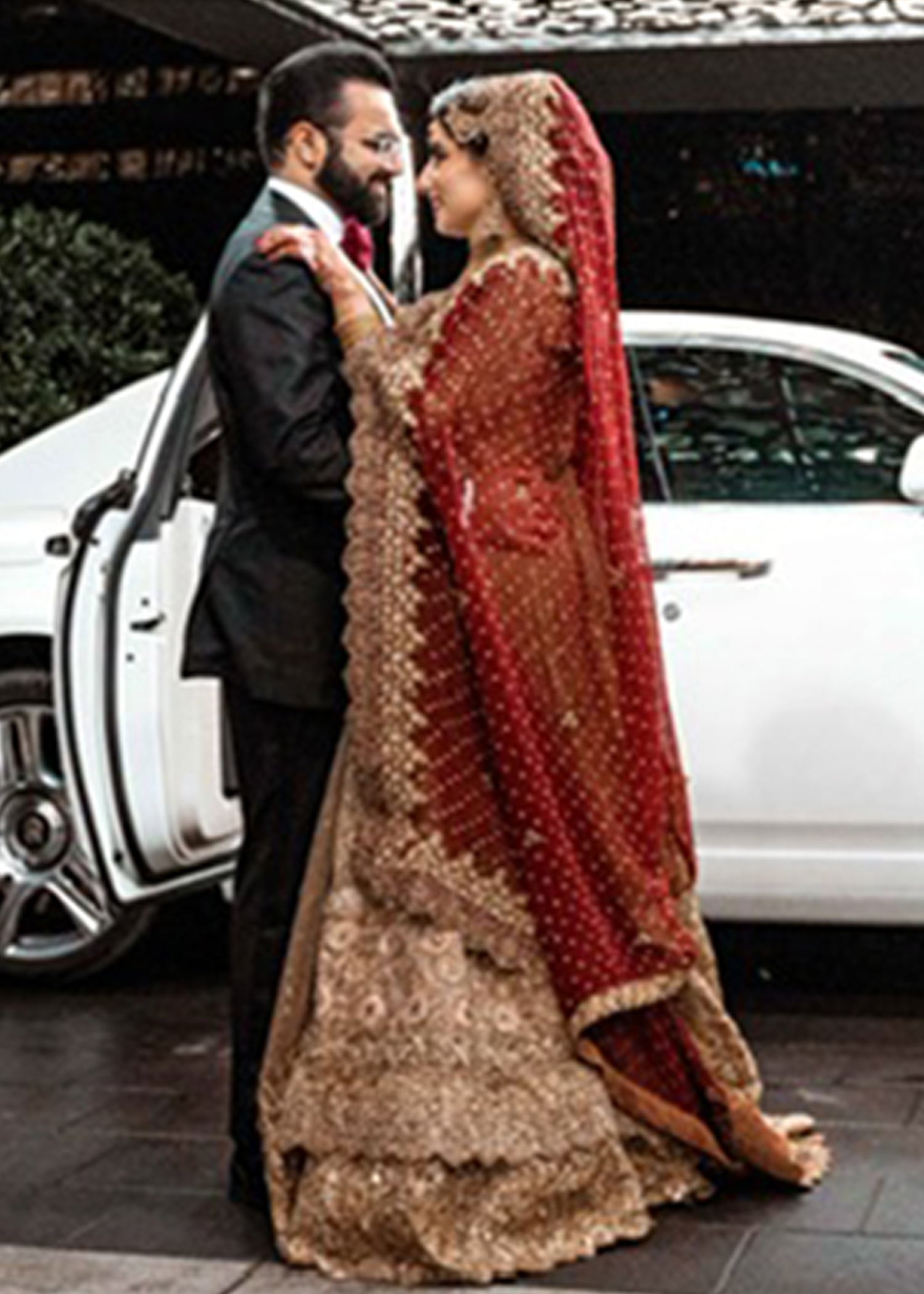 Antique Gold Zardozi Silk Blend Pishwas (2-Piece) - Image 17