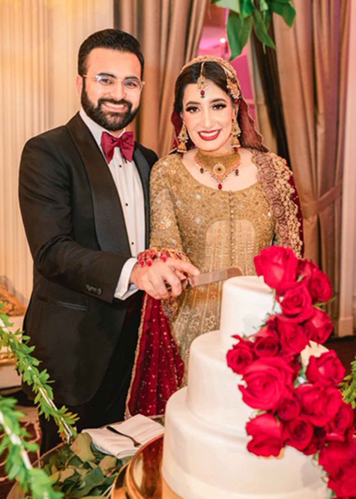 Antique Gold Zardozi Silk Blend Pishwas (2-Piece) - Image 18