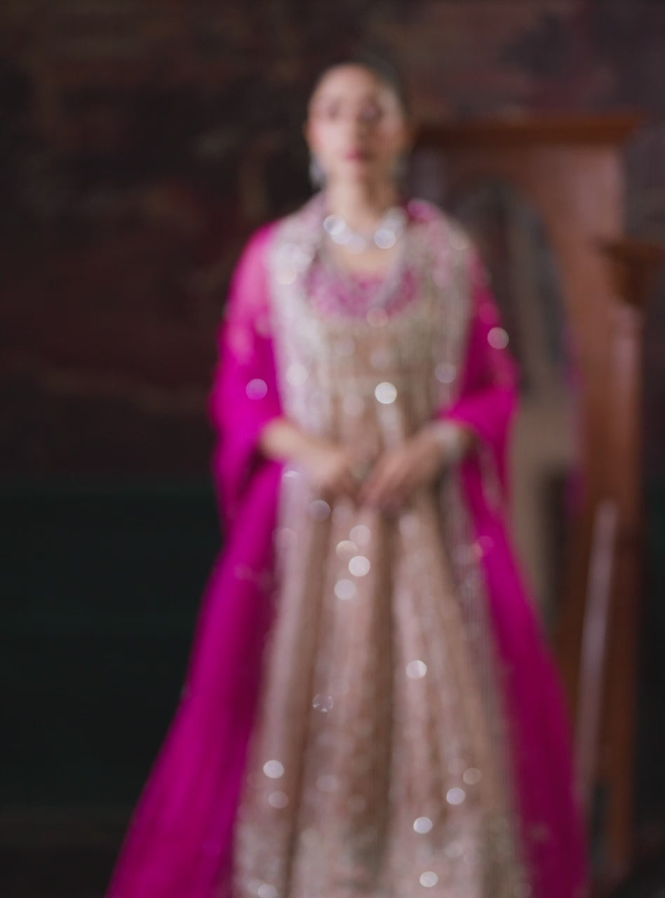 Pakistani Rose Gold Zardozi Tissue Lama Pishwas (2-Piece) - Image 8