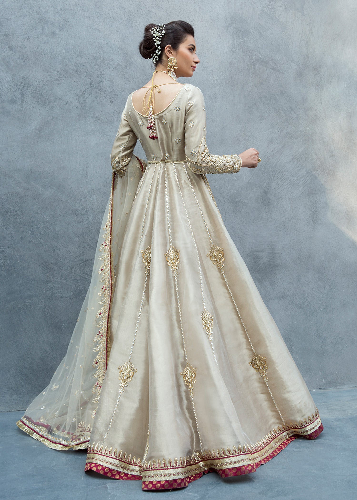 Gold Hand-Embellished Tissue & Net Pishwas (2-Piece) - Image 5