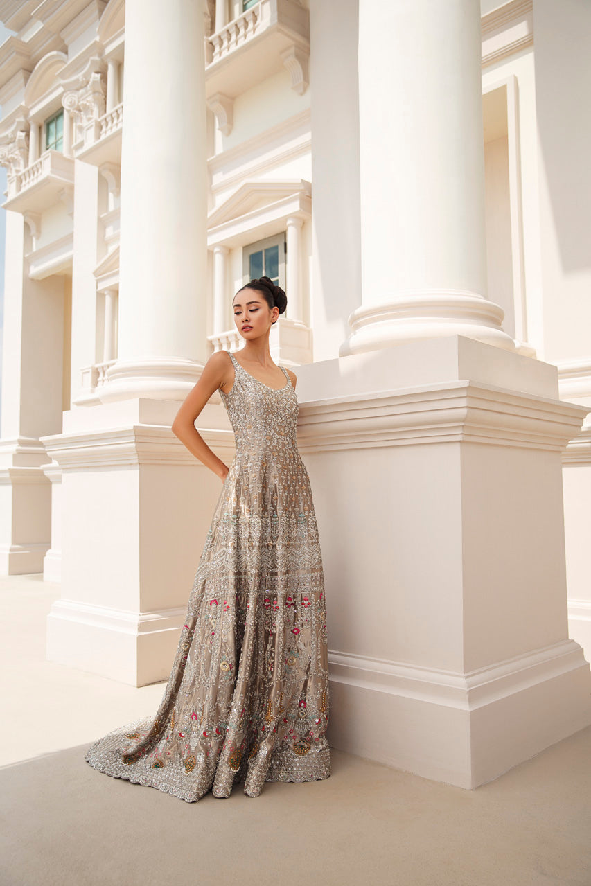 Pakistani Metallic Zardozi Tissue Pishwas Dress (2-Piece) - Image 2