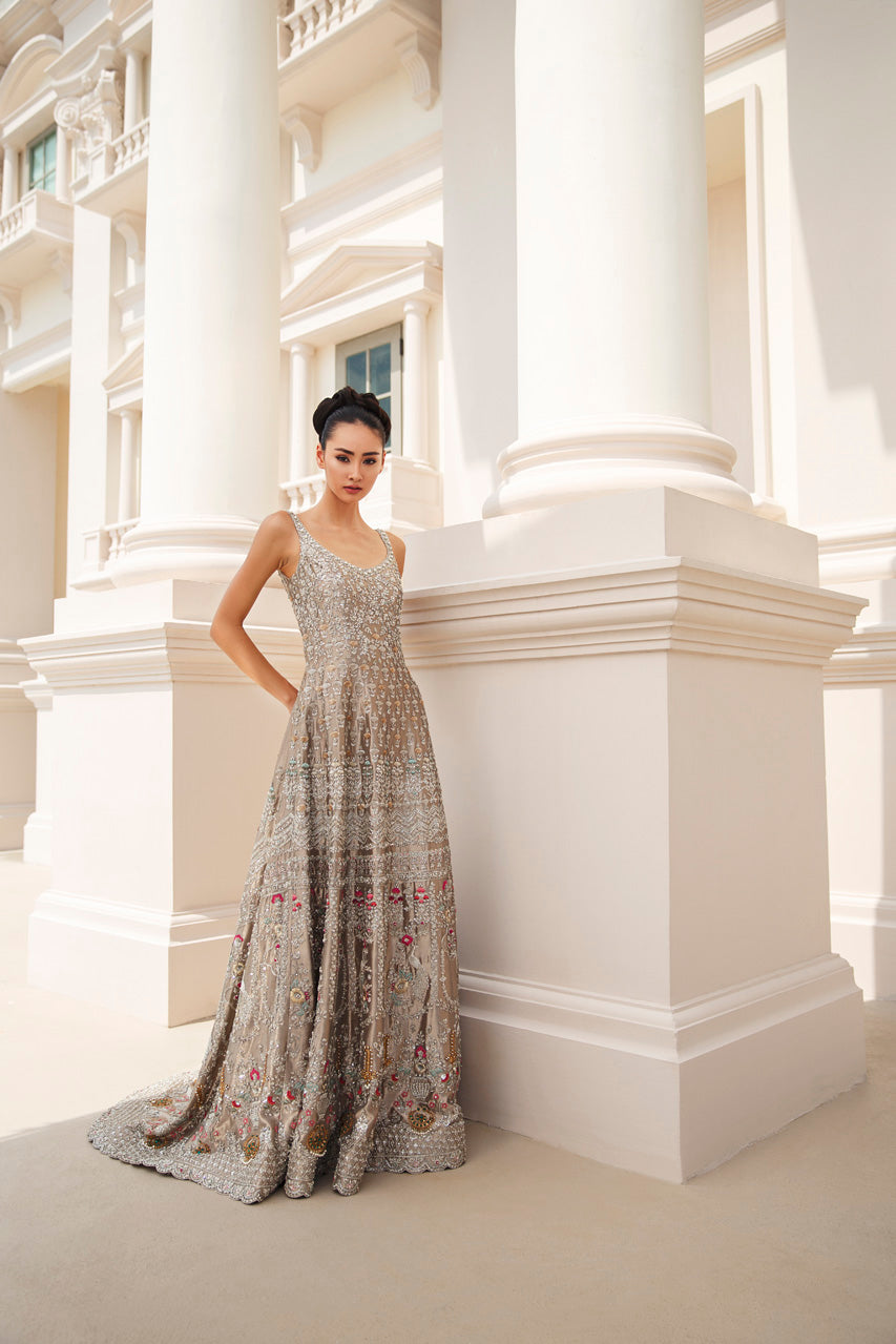 Pakistani Metallic Zardozi Tissue Pishwas Dress (2-Piece) - Image 3