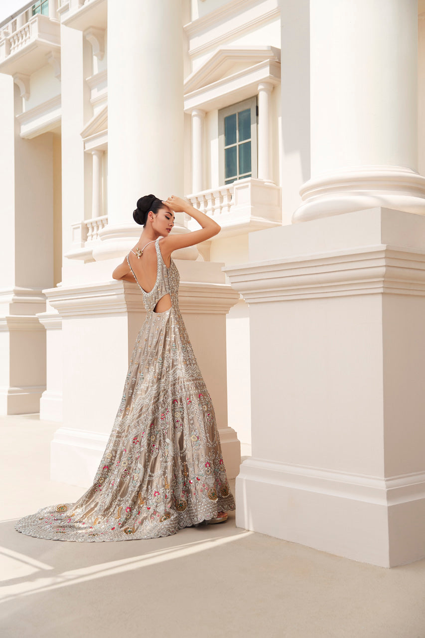 Pakistani Metallic Zardozi Tissue Pishwas Dress (2-Piece) - Image 5